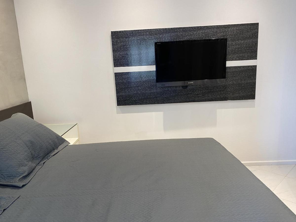Akile Peixoto Gomide Apartment เซาเปาโล ภายนอก รูปภาพ